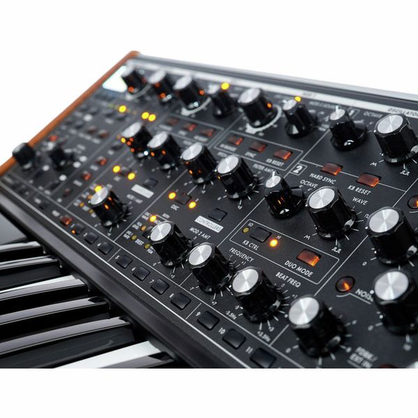 Moog Subsequent 37